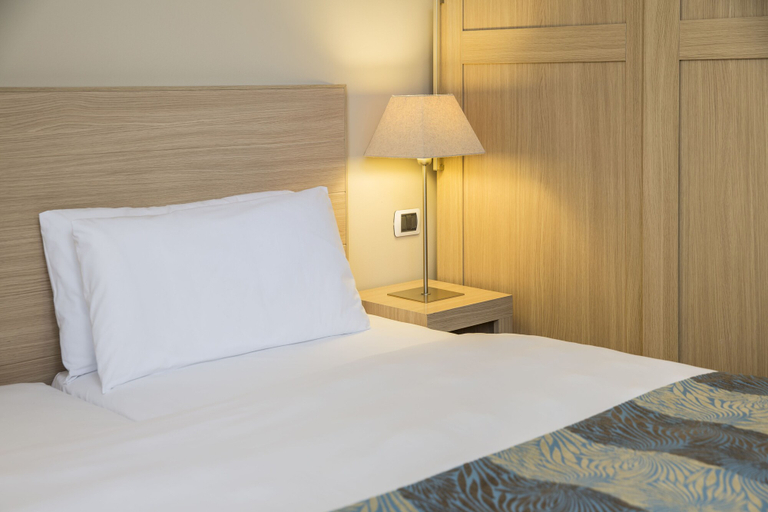 Bedroom 3, Lake Garda Resort, Brescia