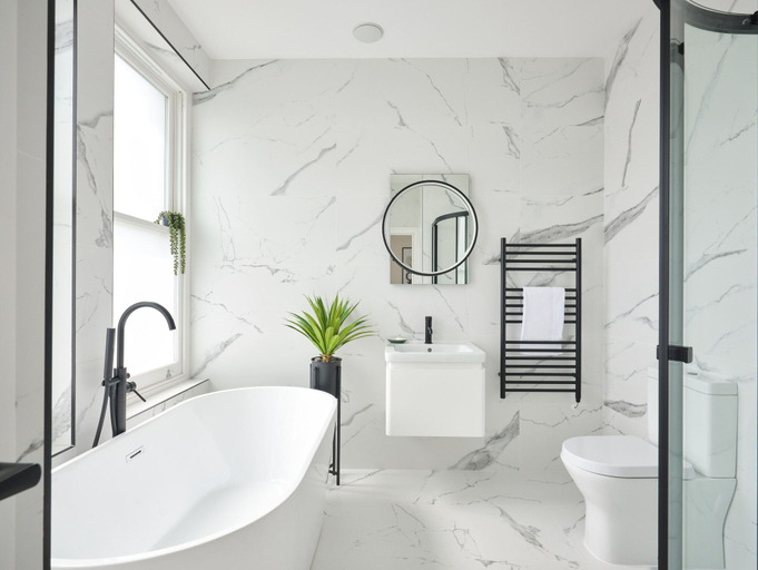 Bathroom 3, Fulham  Hestercombe House by Viridian Apartments, London