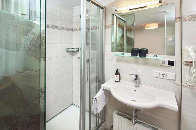 Bathroom 4, Hotel Gasthof Siggen, Zell am See