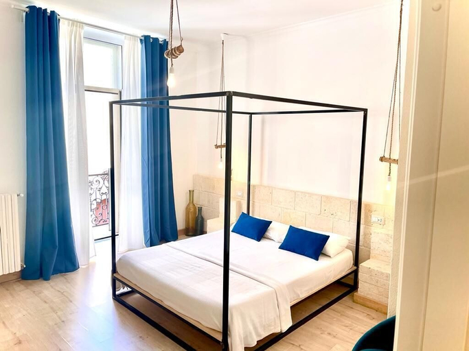 Bedroom 4, Casa D'Angiò, Foggia