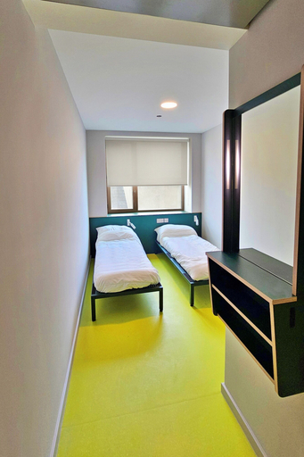 Bedroom 4, Clink i Lár, Dublin