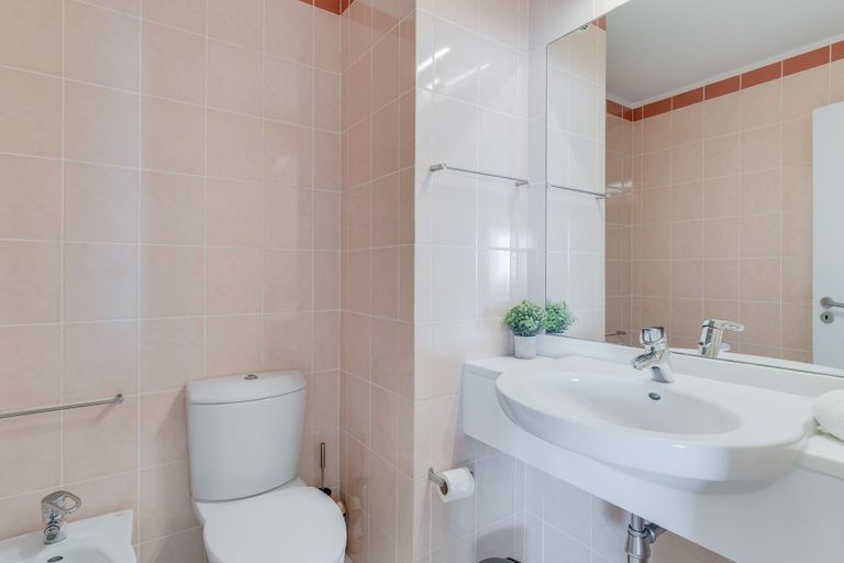 Bathroom, Apartment Falesia Paradise, Funchal