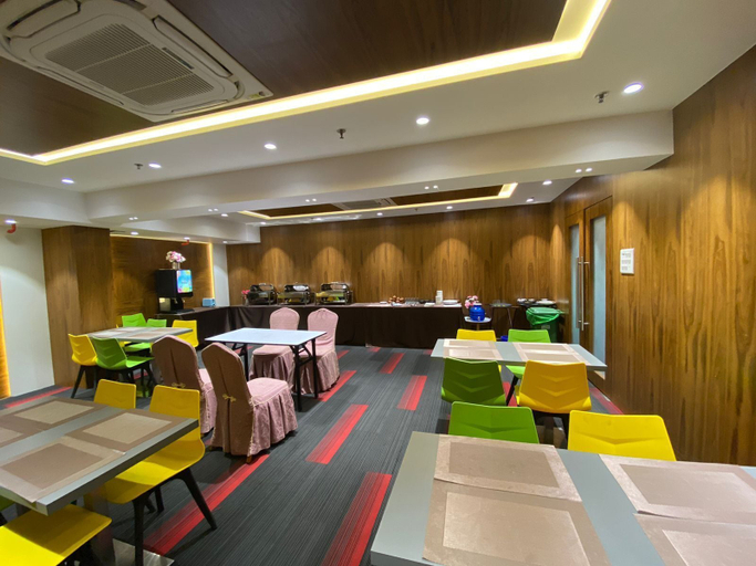 Food & Drinks 5, The Byke Delotel, Mumbai Suburban