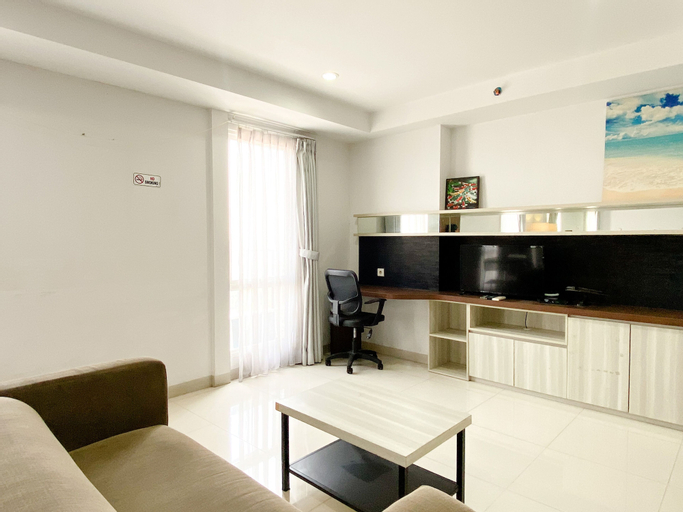 Dining Room 10