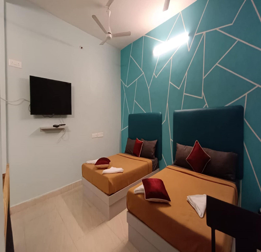 Others 5, Hotel Les Hues, Puducherry