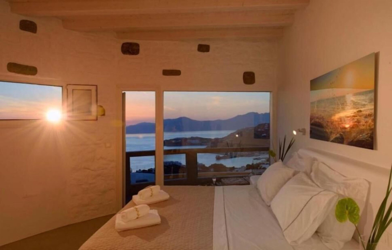 Bedroom 4, Crystal Suites, South Aegean