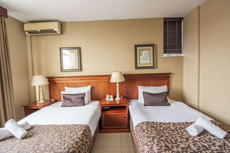 Bedroom 4, Emakhosini Hotel on East, eThekwini
