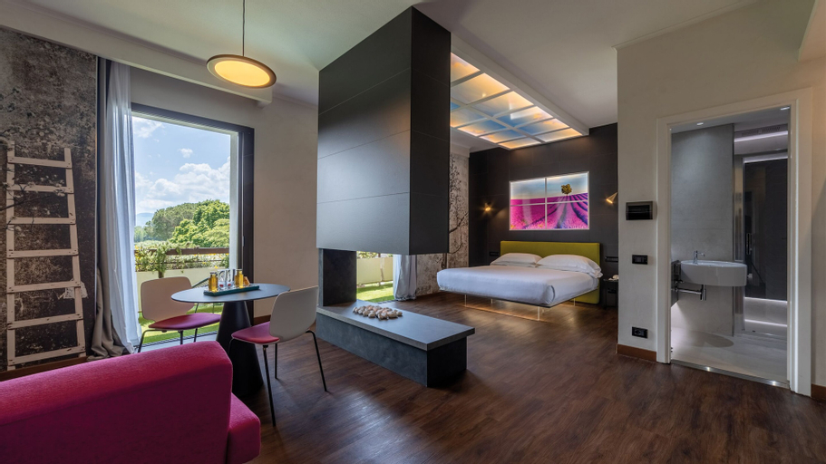 Bedroom 12