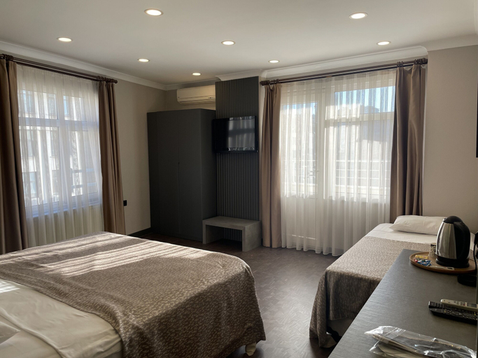 Bedroom 4, Keles Hotel, Merkez