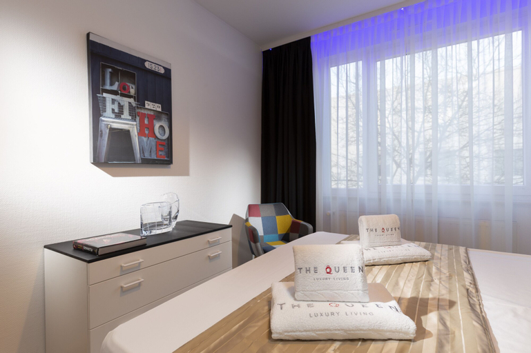 Bedroom 2, The Queen Luxury Apartmen-Villa Vittoria, Luxembourg