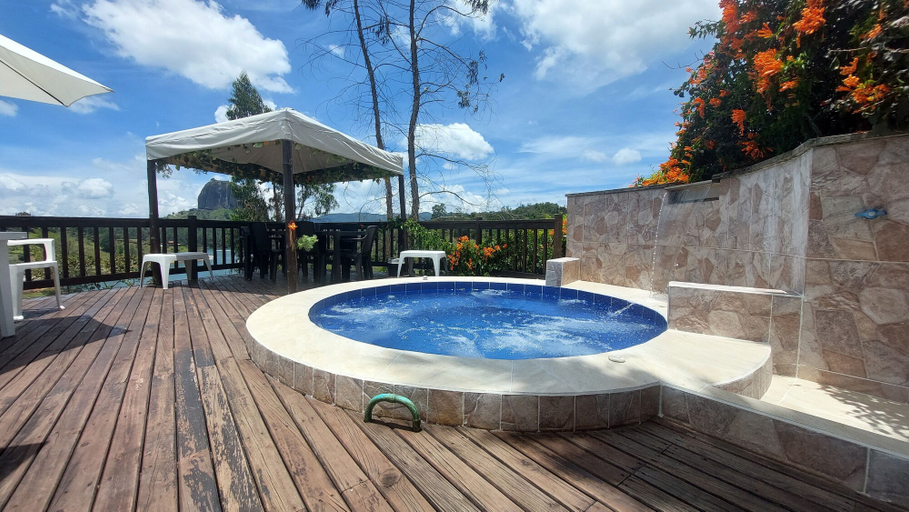 Sport & Beauty 4, Casa de Campo Con Vista a la Piedra, Guatapé
