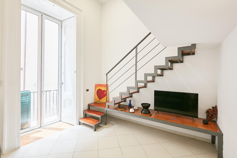 Room 2, Studio Duplex at National Museum, Napoli