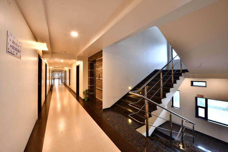 Public Area, Click Hotel Sagar Plaza Chakan, Pune, Pune