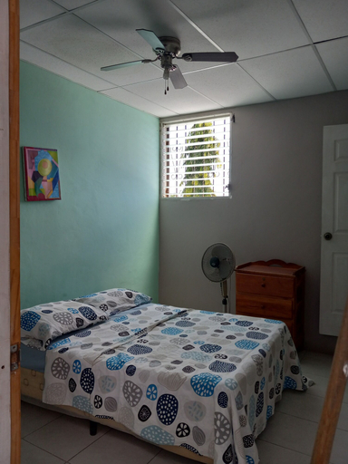 Bedroom 2, New Century Hostel, Granada