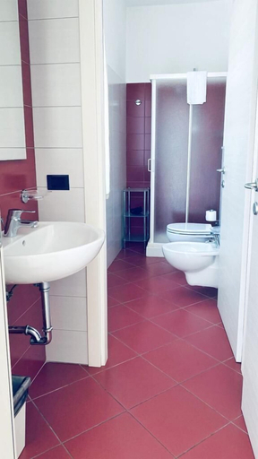 Bathroom 3, Residence Altea, Rimini