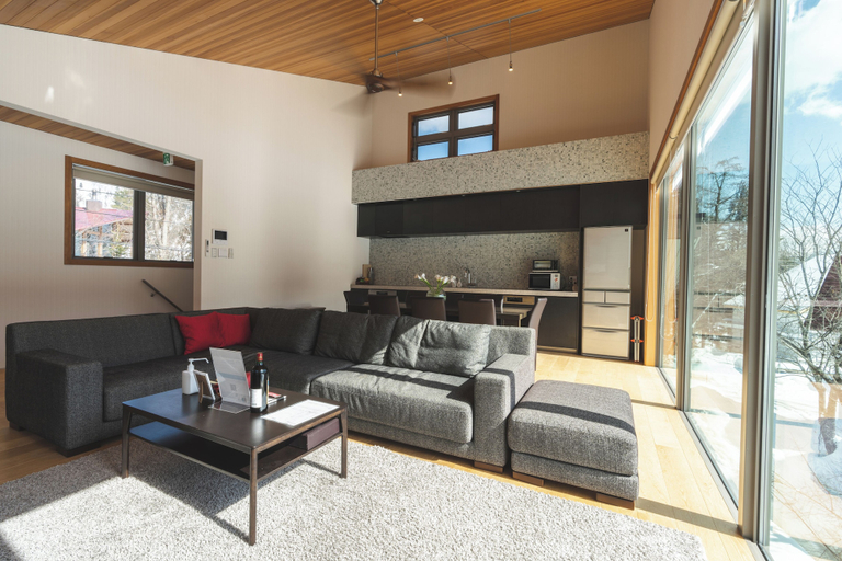Others 4, Solar Chalets, Hakuba
