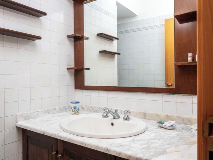 Bathroom 5, Maison Rosa, Napoli