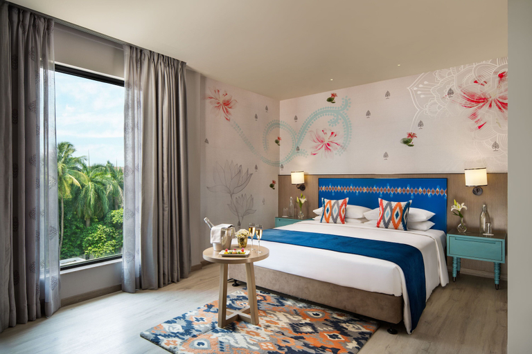 Bedroom 4, The Crown - IHCL SeleQtions, Khordha