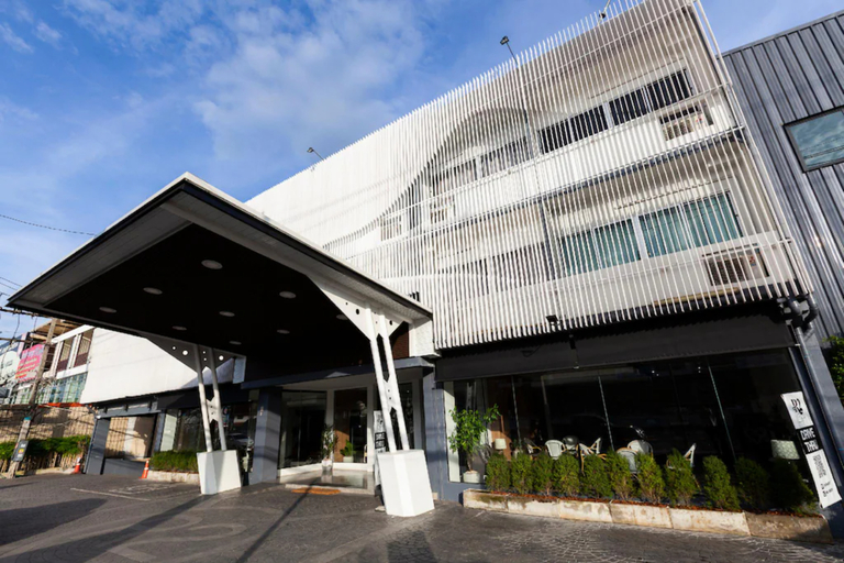 Exterior & Views 2, R2 Hotel Chiangmai, Muang Chiang Mai