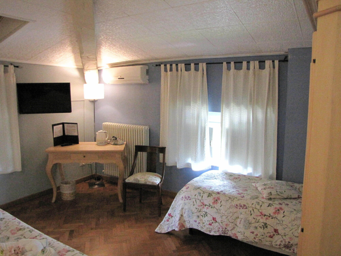 Bedroom 2, Bella addormentata e il principe Calaf, Lucca