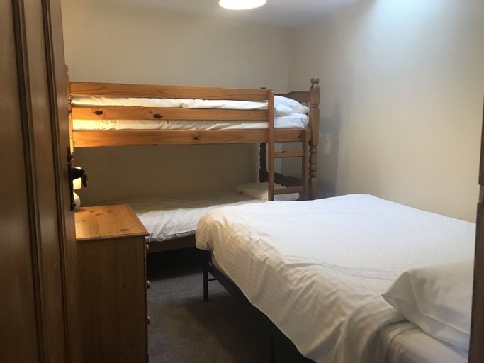 Bedroom 2, Recently Renovated 3-bed Apartment on Exmoor, Somerset