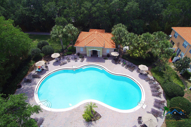 Sport & Beauty 3, 4 Bd Sleeps 10 w Gameroom Close to Disney 5147, Osceola