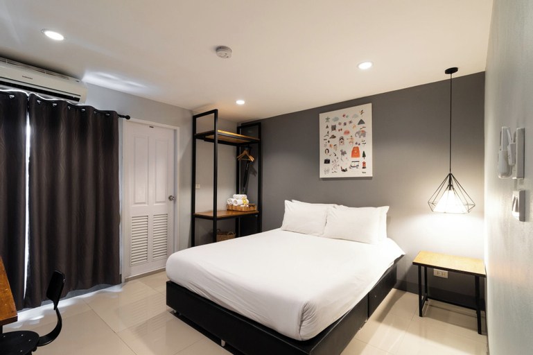 Bedroom 12