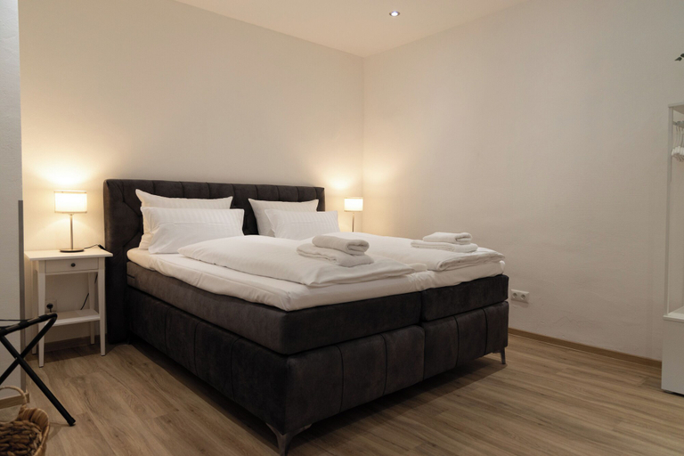 Bedroom 3, Schiefer Suite Hotel & Apartment, Goslar
