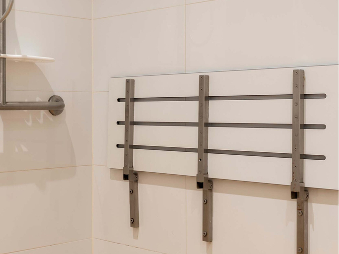 Bathroom 5, The Gibraltar, Wingecarribee