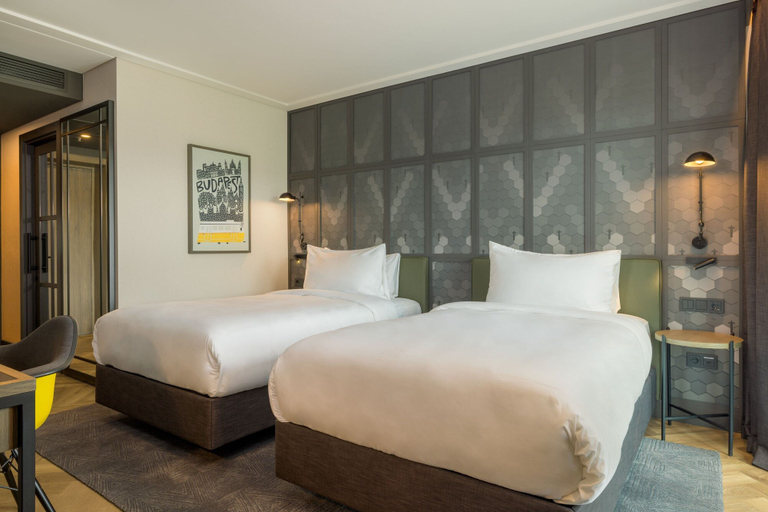 Bedroom 3, Four Points By Sheraton Budapest Danube, Budapesti