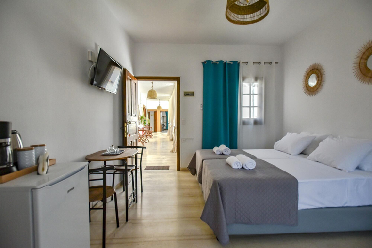 Bedroom 3, Eva Studios 10 in Agia Pelagia, Crete