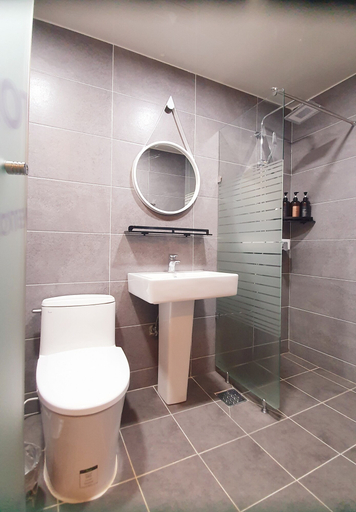 Bathroom 3, Sweet Hotel, Changnyeong