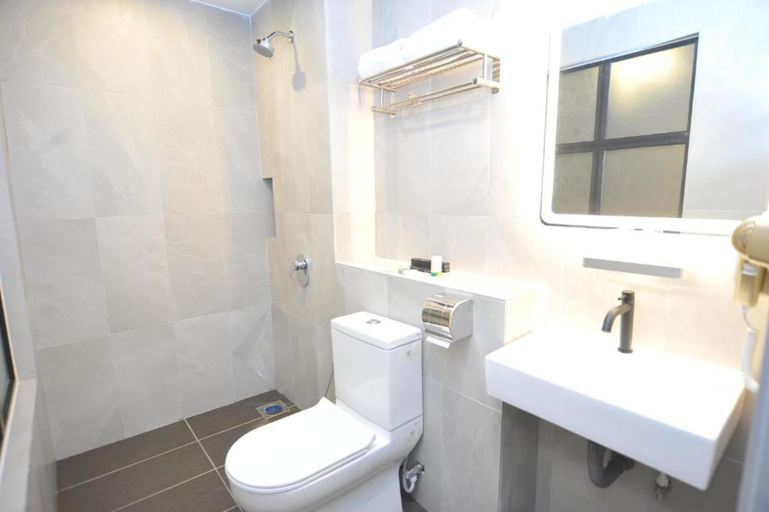 Bathroom 5, Skye Hotel Sunway, Subang Jaya
