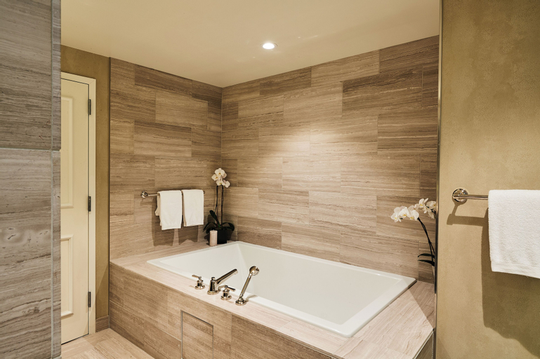 Bathroom 7