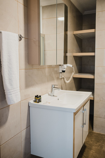 Bathroom 3, Elite Residence Alsancak, Konak