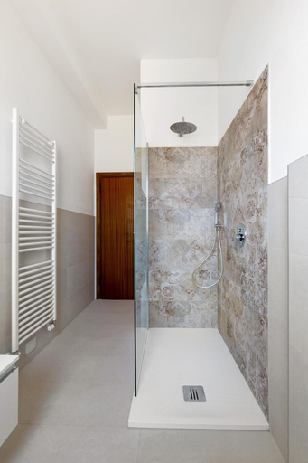 Bathroom 4, Sant'Isaia Apartment by Wonderful Italy, Bologna