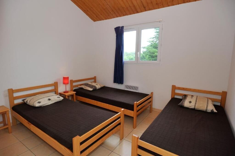 Bedroom 3, Lagrange Vacances-Les Hameaux de L'Ocean, Gironde