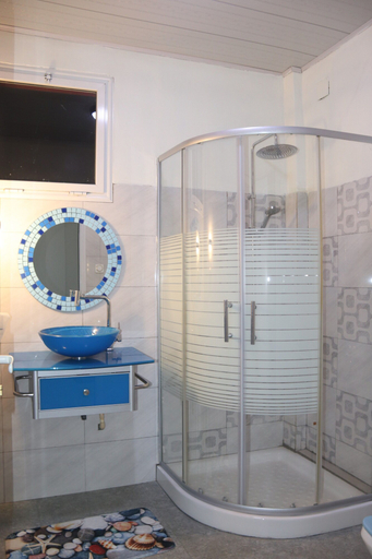 Bathroom 5, Hary's aparthotel, Atsimo-Andrefana