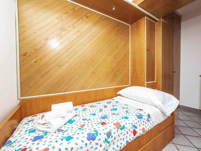 Bedroom 3, Maison Rosa, Napoli