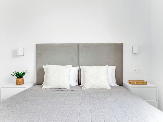 Bedroom 3, Sanders Olive - Chic 1-bdr Apt With Shared Pool