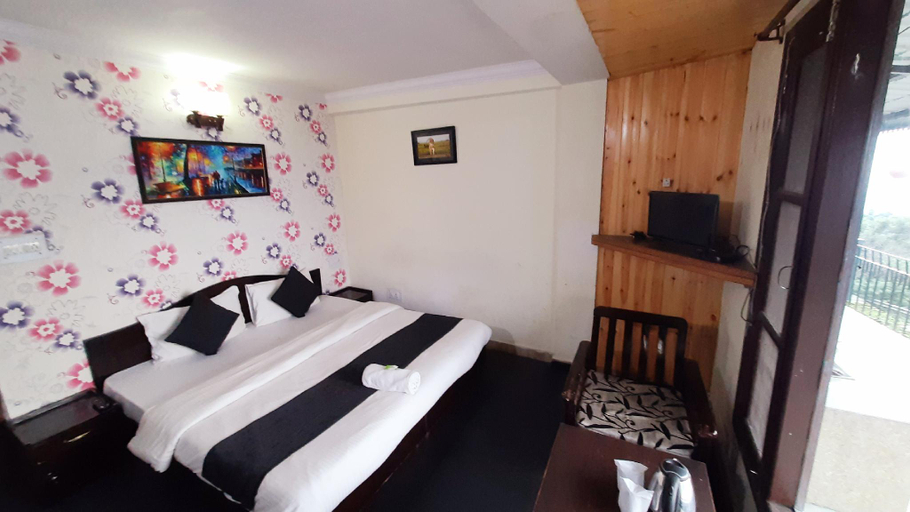 Bedroom 2, Mountain View 3 Rooms Set with Best Sunset, Shimla