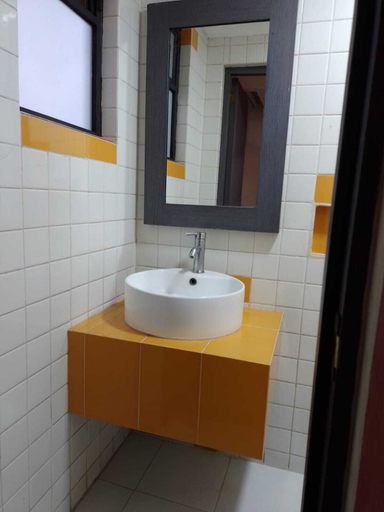 Bathroom 4, Hotel Piet, Mexico City