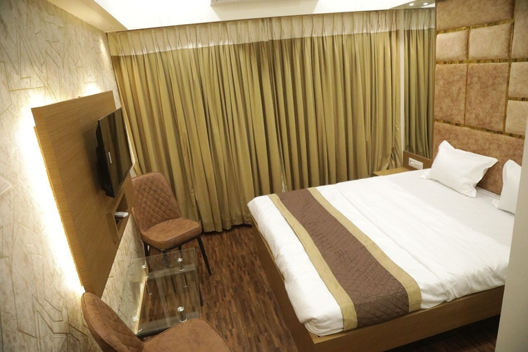 Bedroom 4, Hotel M Residency, Thane