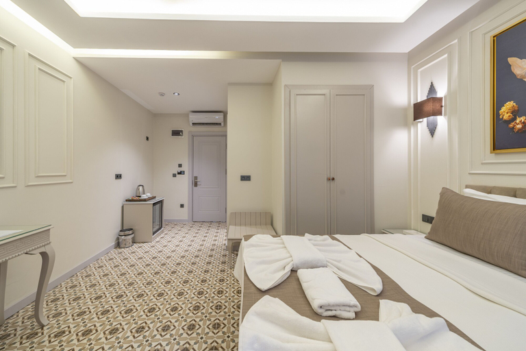 Bedroom 4, Pera Luna Premium, Beyoğlu