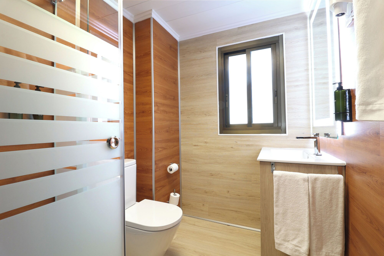 Bathroom 3, Hotel Blu Aran, Lleida