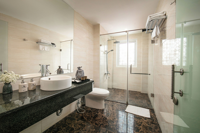 Bathroom 3, Hanoi La Palm Premier Hotel&Spa, Hoàn Kiếm