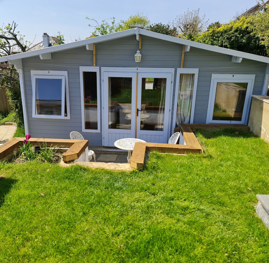 Property grounds, Pet Friendly Private Cabin Town Eurotunnel Beach, Kent