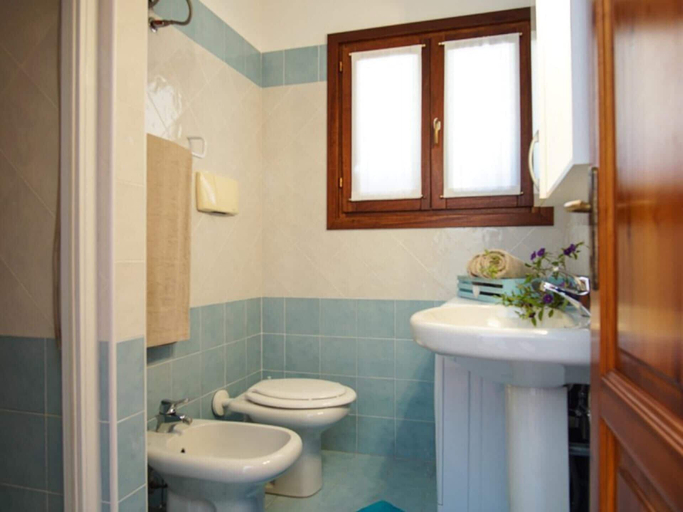 Bathroom, Detached Villa in the Most Quiet and Reserved Area, Olbia-Tempio