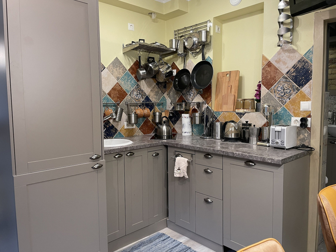 Food & Drinks 3, Exquisite 1Br/Ba Apt w/Free Parking in City Center, Riga