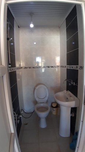 Bathroom 4, ERAY PANSİYON, Gökçeada